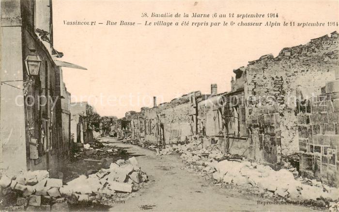 Vassincourt 55 Meuse Rue Basse Le village a ete repris par le 6e chasseur Alpin