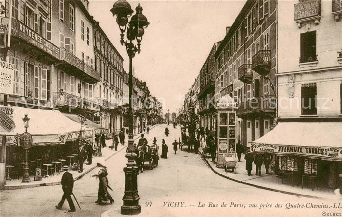 Vichy 03 Allier La Rue de Paris vue prise des Quatre Chemins
