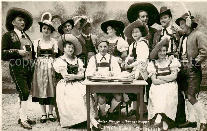 Zither Hackbrett Saenger Tanztruppe Mayer Blaas Innsbruck