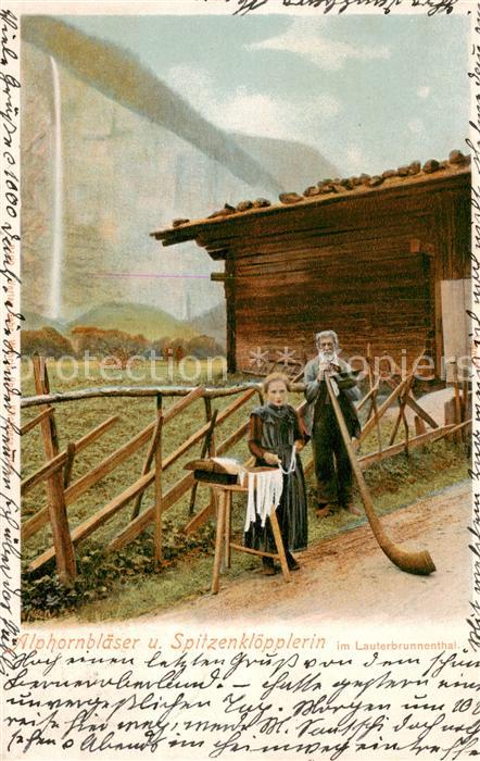 Alphorn und Spitzenkloepferin in Lauterbrunnenthal
