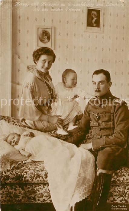 Adel Braunschweig Herzog und Herzogin mit beiden Prinzen