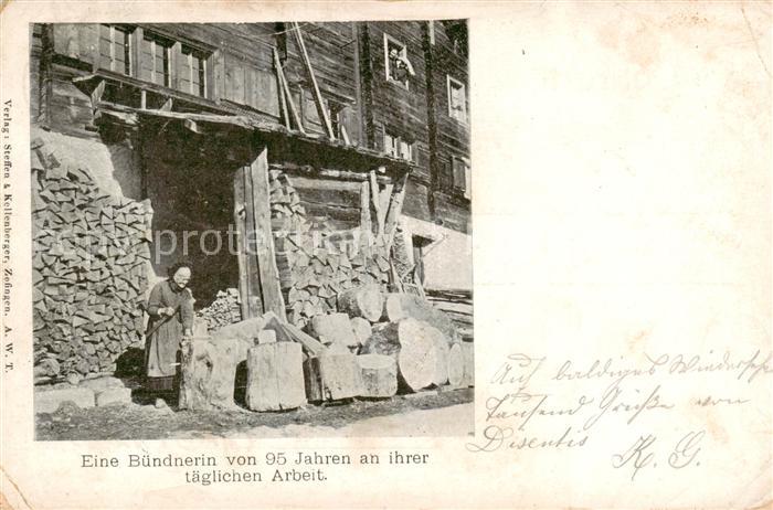 Grison Graubuenden Kanton GR Eine 95jaehrige Buendnerin bei ihrer taeglichen Arb