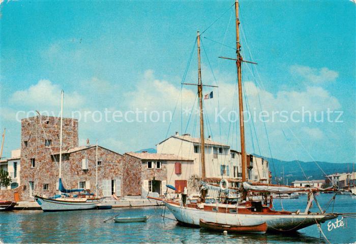 Port Grimaud 83 Var Yacht au mouillage