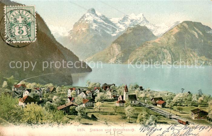 Sisikon Vierwaldstaettersee mit Urirotstock