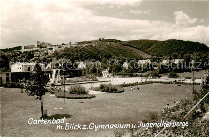 Mayen Gartenbad mit Blick zum Gymnasium und Jugendherberge