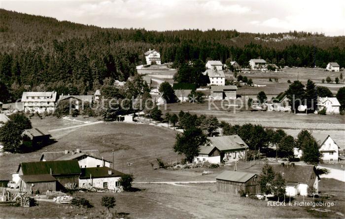 Fleckl Oberwarmensteinach Panorama Ort im Fichtelgebirge
