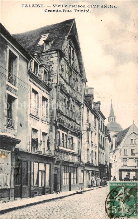 Falaise  14 Calvados Vieille maison Grande Rue Trinite