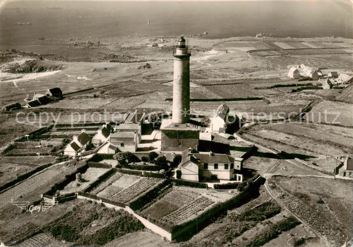 Ile-de-Batz 29 Finistere Le Phare Vue aerienne