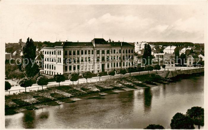 Breclav Lundenburg CZ Mesfanska statni mlynarska skola