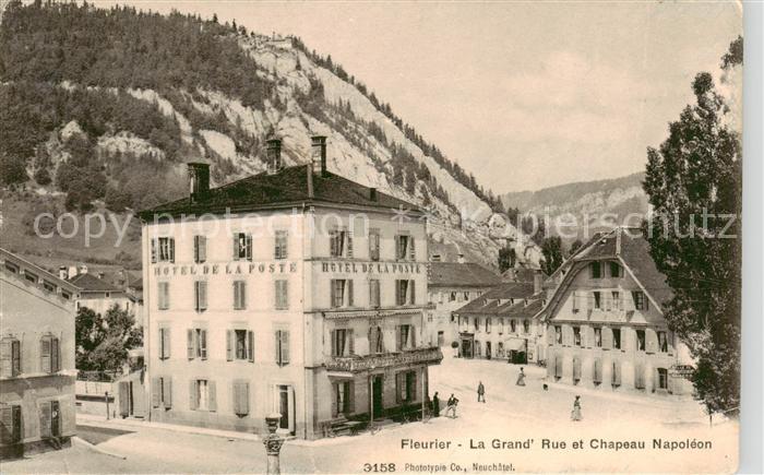 Fleurier NE La Grand Rue et Chapeau Napoleon