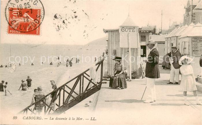 Cabourg 14 Calvados La descente a la Mer