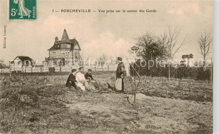 Porcheville 78 Yvelines Vue prise sur le sentier des Gords