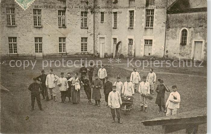Beaupreau 49 Maine-et-Loire Le Seminaire occupe militairement apres l'expulsion