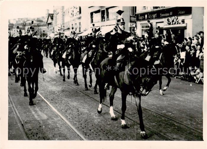 Zuerich ZH Sechslaeuten Fruehlingsfest Festumzug