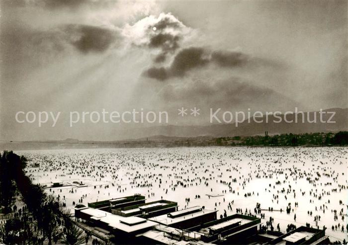 Zuerichsee ZH Gfroerni Gefrorener See