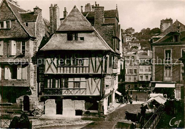 Morlaix 29 Finistere Vieilles maisons Place des Halles