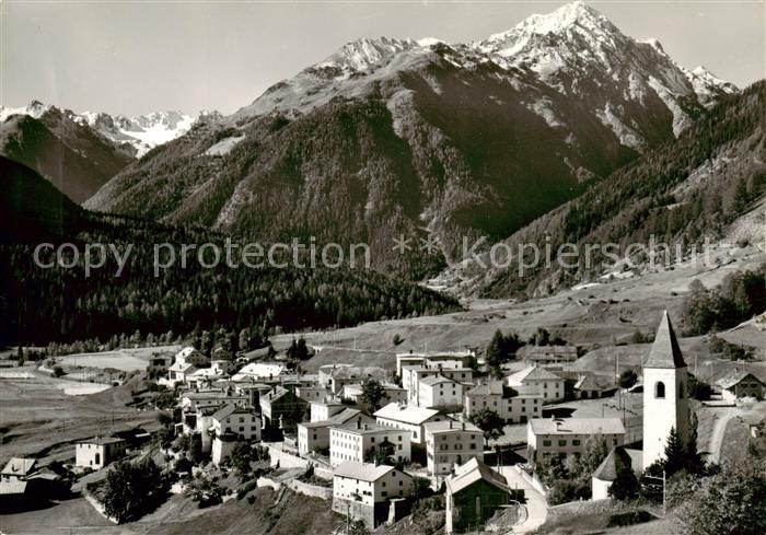 Lavin GR Panorama Blick gegen Piz Sarsura und Piz del Ras