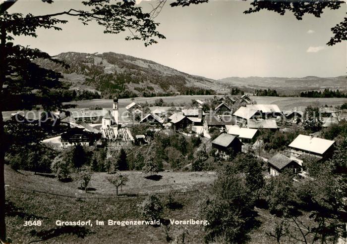 Grossdorf Egg Vorarlberg AT Ortsansicht mit Kirche