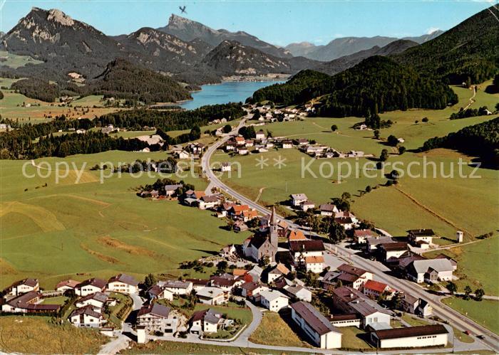 Hof Salzburg AT Erholungsort am Fuschlsee mit Schober und Schafberg