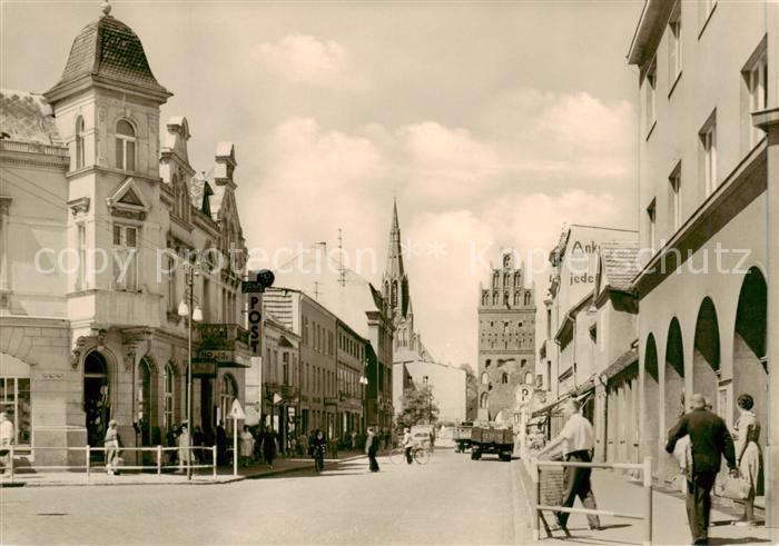 Demmin Mecklenburg Vorpommern Clara Zetkin Strasse und Luisentor