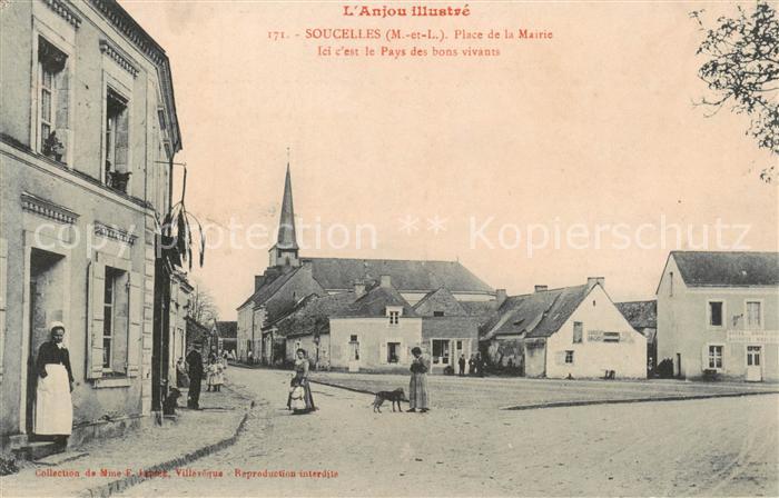 Soucelles 49 Maine-et-Loire Place de la Mairie Eglise