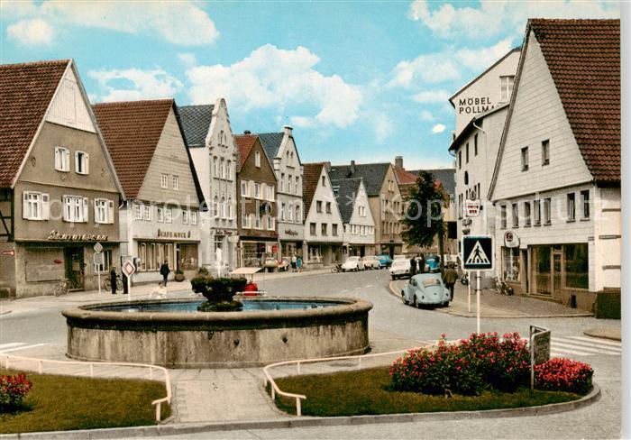 Steinheim Westfalen Stadtpartie mit Brunnen