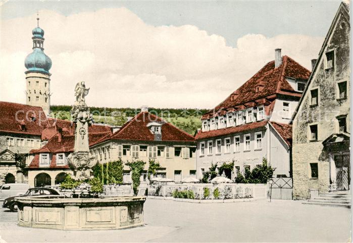 Weikersheim Marktplatz mit Schlosseingang Gruener Hof Gasthof Metzgerei
