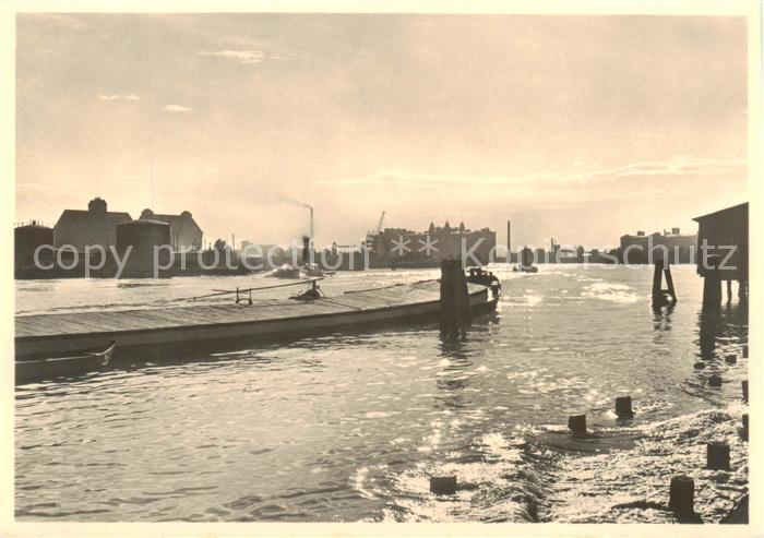 Koenigsberg Ostpreussen Kaliningrad RU Hafen Serie Das alte und das neue Koenigs