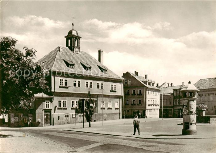 Waltershausen Gotha Markt mit Rathaus Litfasssaeule