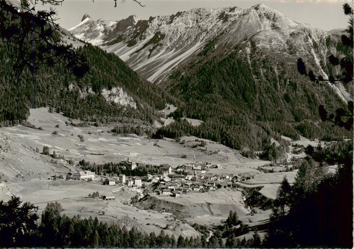 Berguen Bravuogn GR Panorama Blick gegen Piz Uertsch