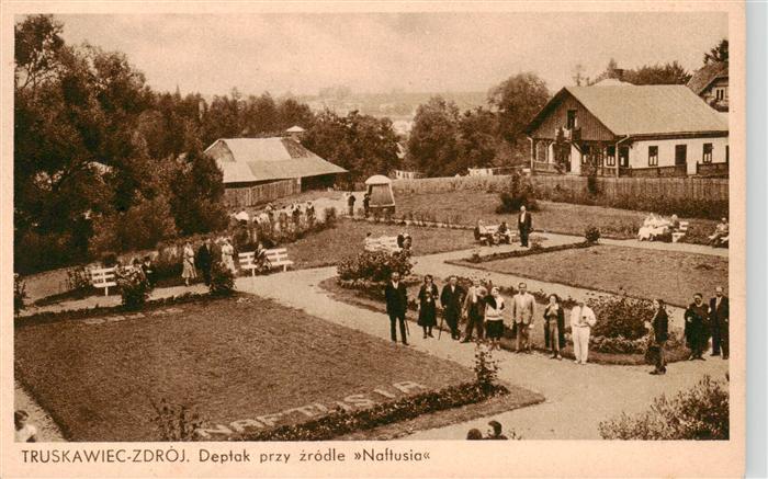 Truskawiec-Zdroj Truskawez-Zdroj Lwiw UA Deptak przy zrodle Naftusia