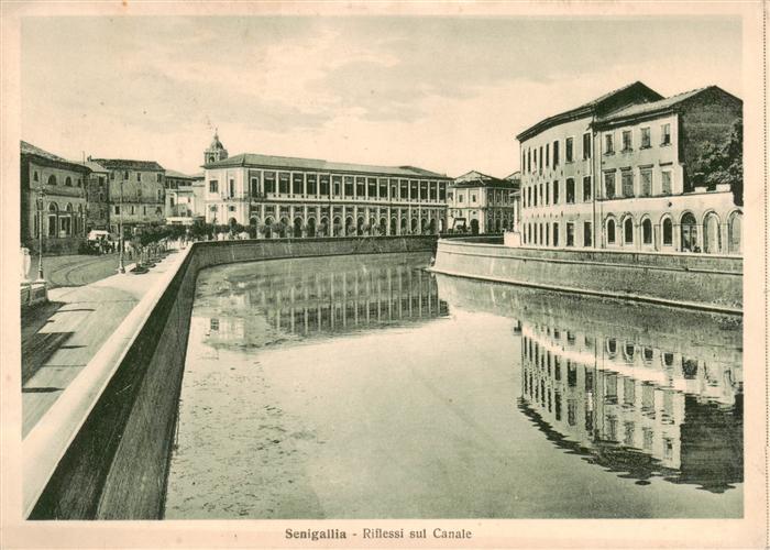 Senigallia IT Riflessi sul Canale