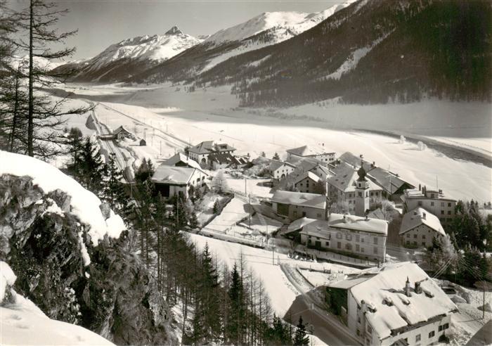 Madulain Madulein GR mit Piz d Esen