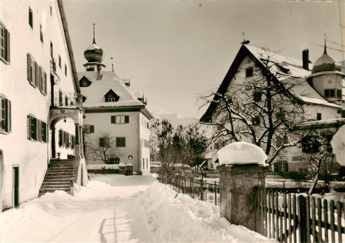 Gruesch GR Rosengarten Pfarrhaus und Krone