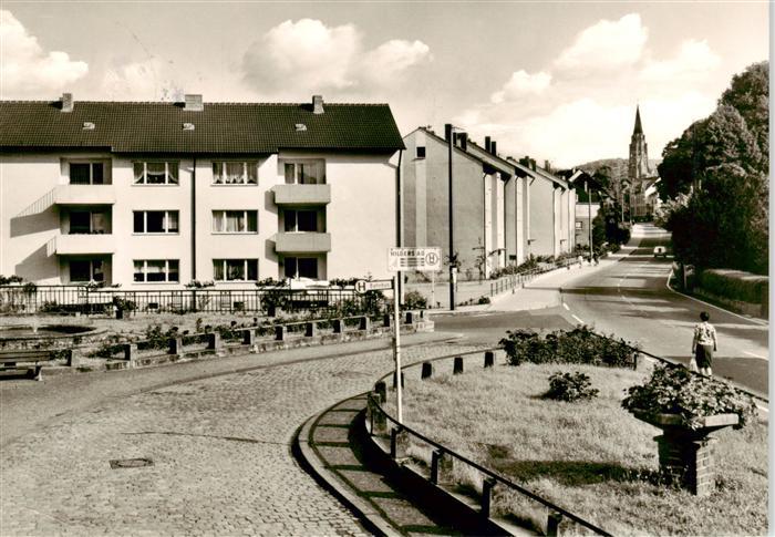 Rheinbrohl Hauptstrasse Blick zur Kirche