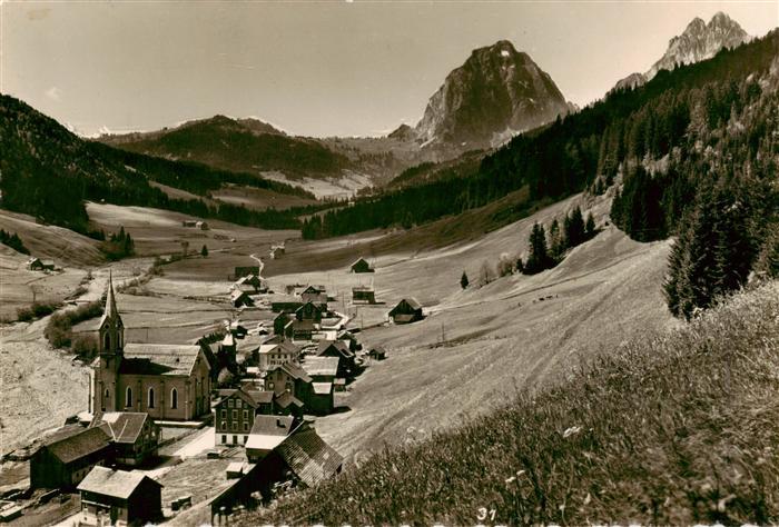 Alpthal SZ Panorama mit Kirche