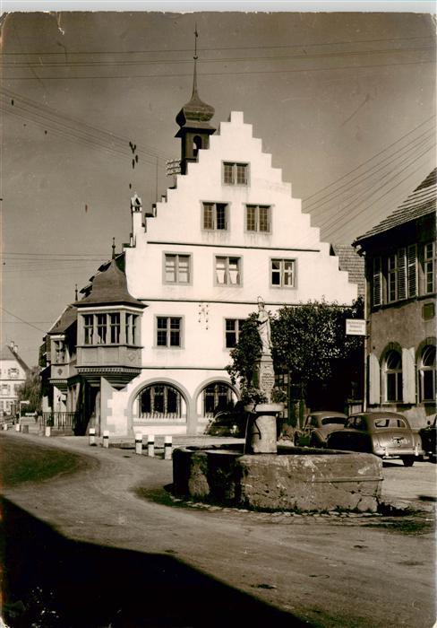 Kippenheim Rathaus mit Marienbrunnen