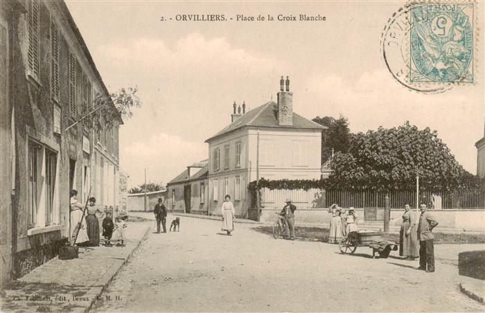 Orvilliers 78 Yvelines Place de la Croix Blanche