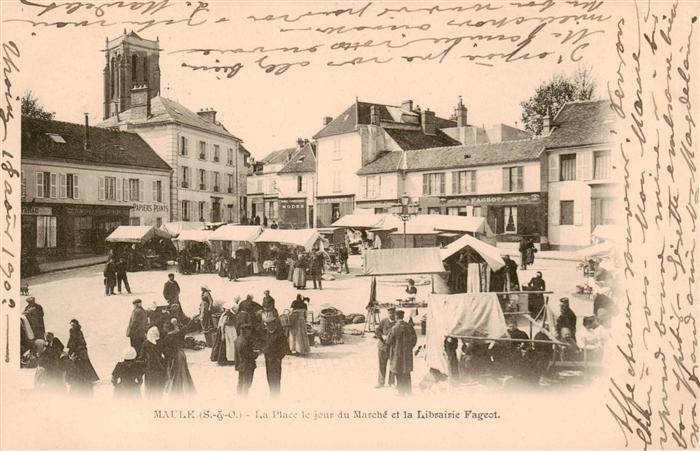 Maule 78 Yvelines La Place le jour du marché et la Librairie Fageot