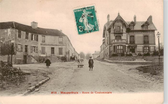 Mauperthuis 77 Seine-et-Marne Route de Coulommiers