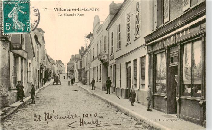 Villeneuve-la-Guyard 89 Yonne La Grande Rue