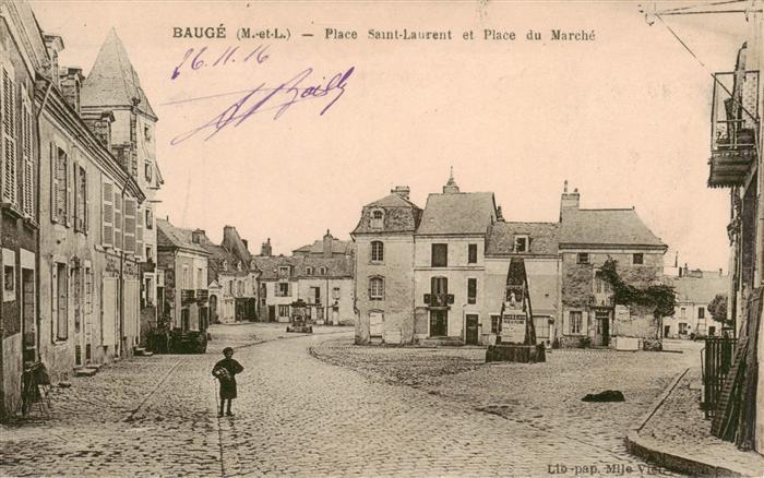 Bauge 49 Maine-et-Loire Place Saint Laurent et Place du Marche