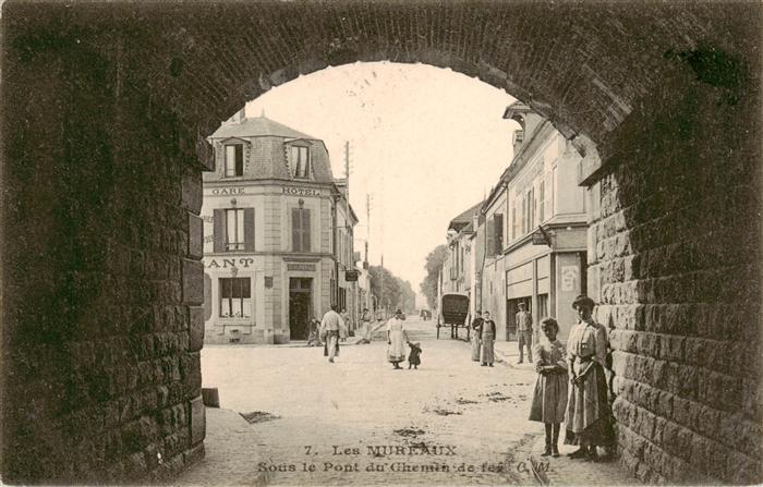 Les Mureaux 78 Yvelines Sous le Pont du Chemin de fex
