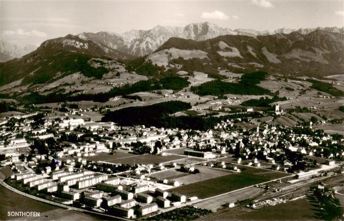 Sonthofen  Oberallgaeu Fliegeraufnahme mit Daumengruppe