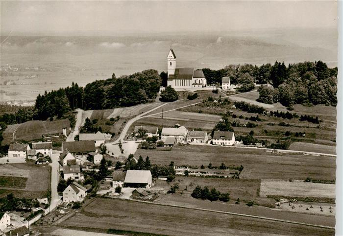Bussen Uttenweiler BW Wallfahrtskirche auf dem Bussen Thorbecke Luftbild