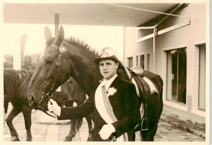 Biedenkopf Lahn Reiter mit Pferden
