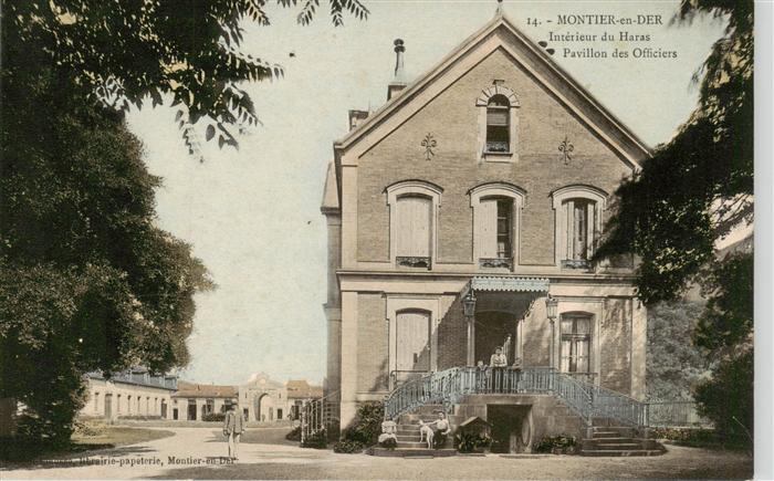 Montier-en-Der 52-Haute-Marne Pavillon des Officiers Interieur du Haras