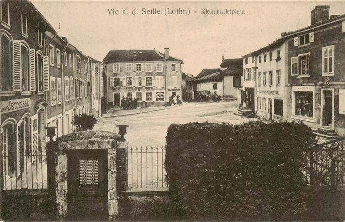 Vic Seille Vic-sur-Seille 57 Moselle Kleinmarktplatz