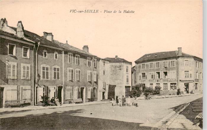 Vic Seille Vic-sur-Seille 57 Moselle Place de la Halotte