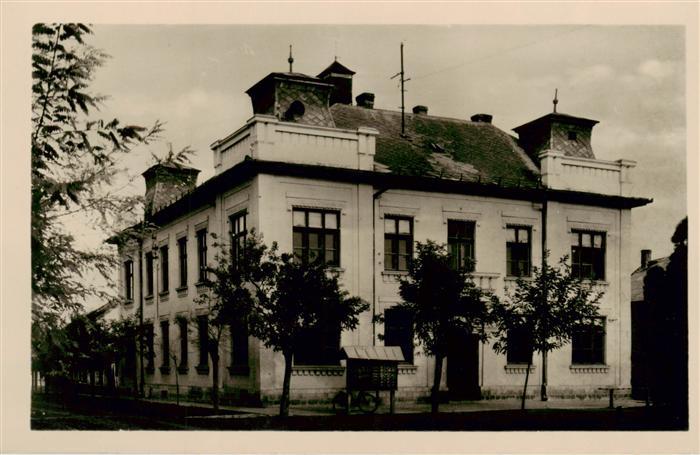 Tiszaloek HU Koezsegi Tanácsháza